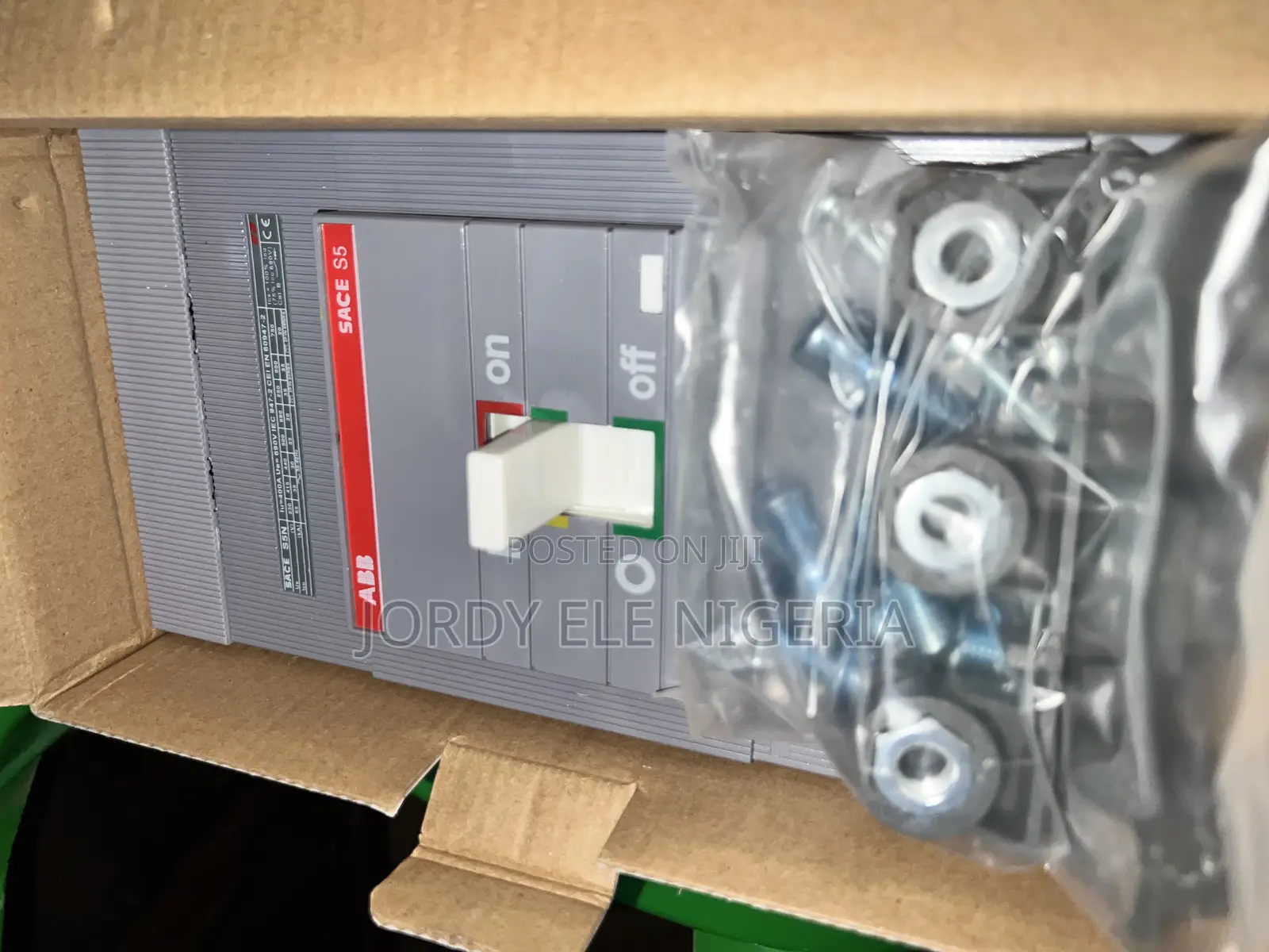 Abb Isomax 400amps/3pole