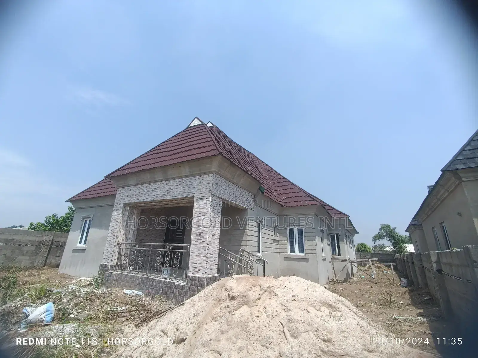 Wall Screeding/Skimming/Smoothing