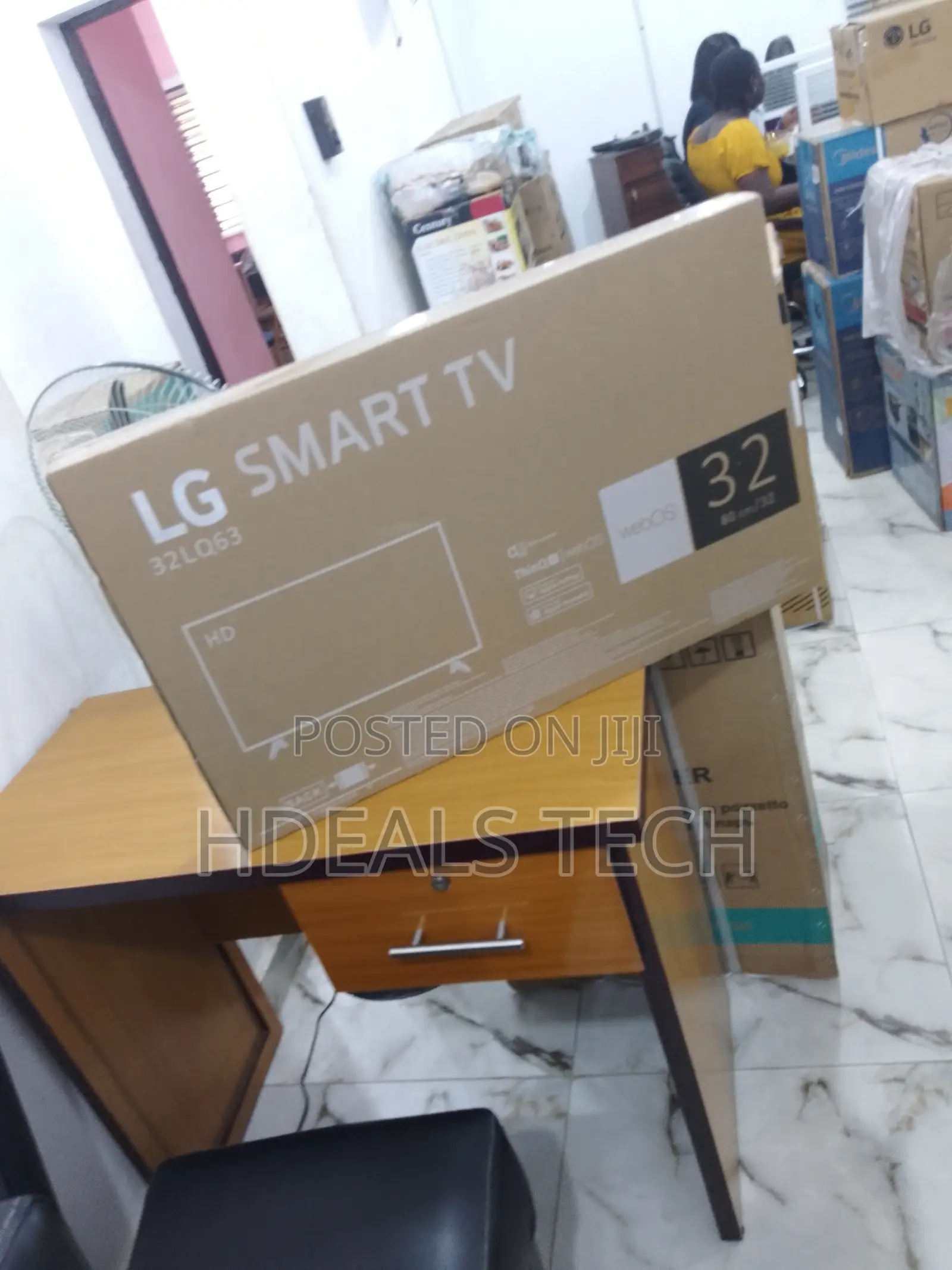 LG 32inches Smart Internet Wireles TV USB HDMI Youtube Netfl
