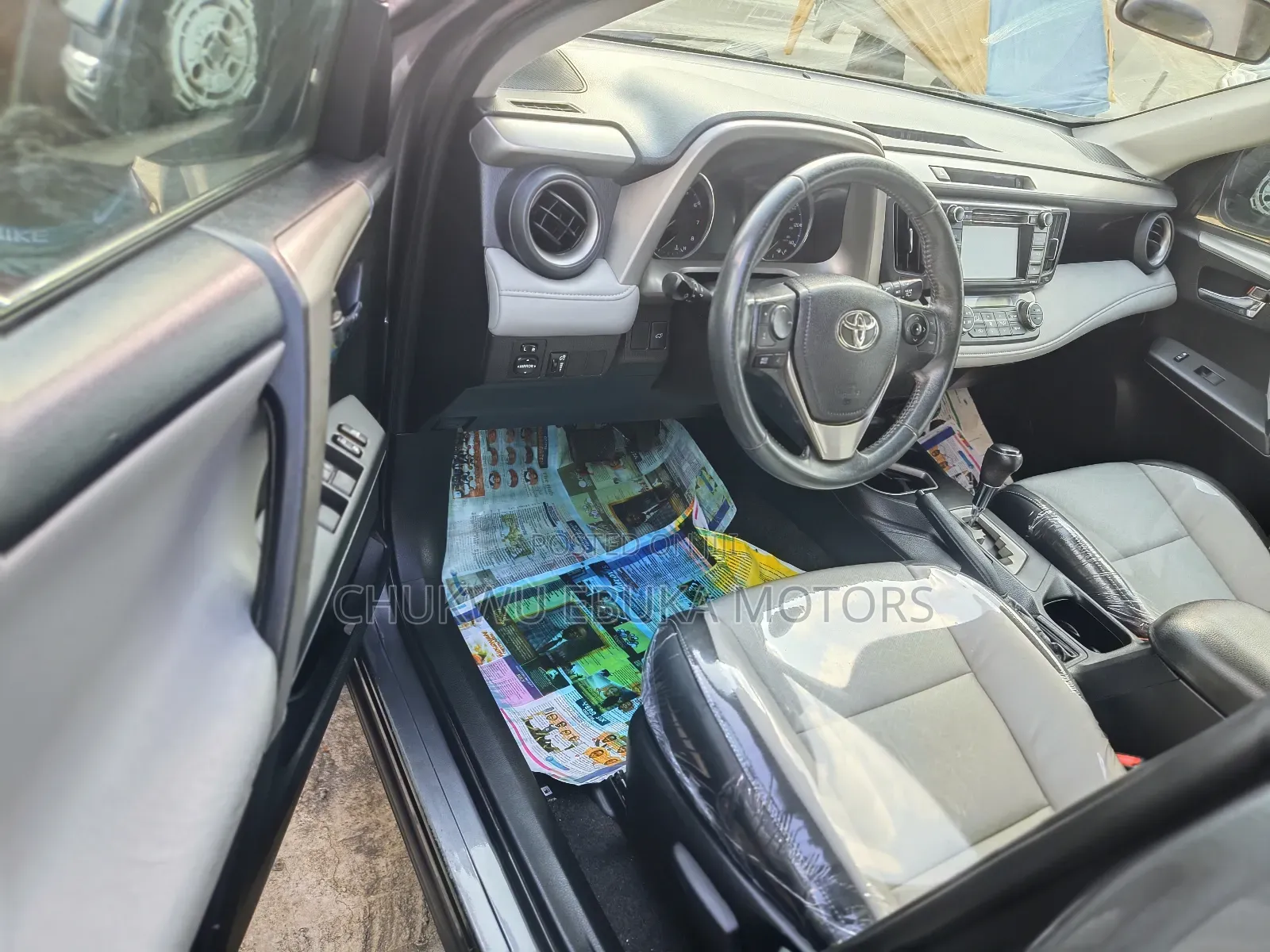 Toyota RAV4 XLE AWD (2.5L 4cyl 6A) 2016 Gray