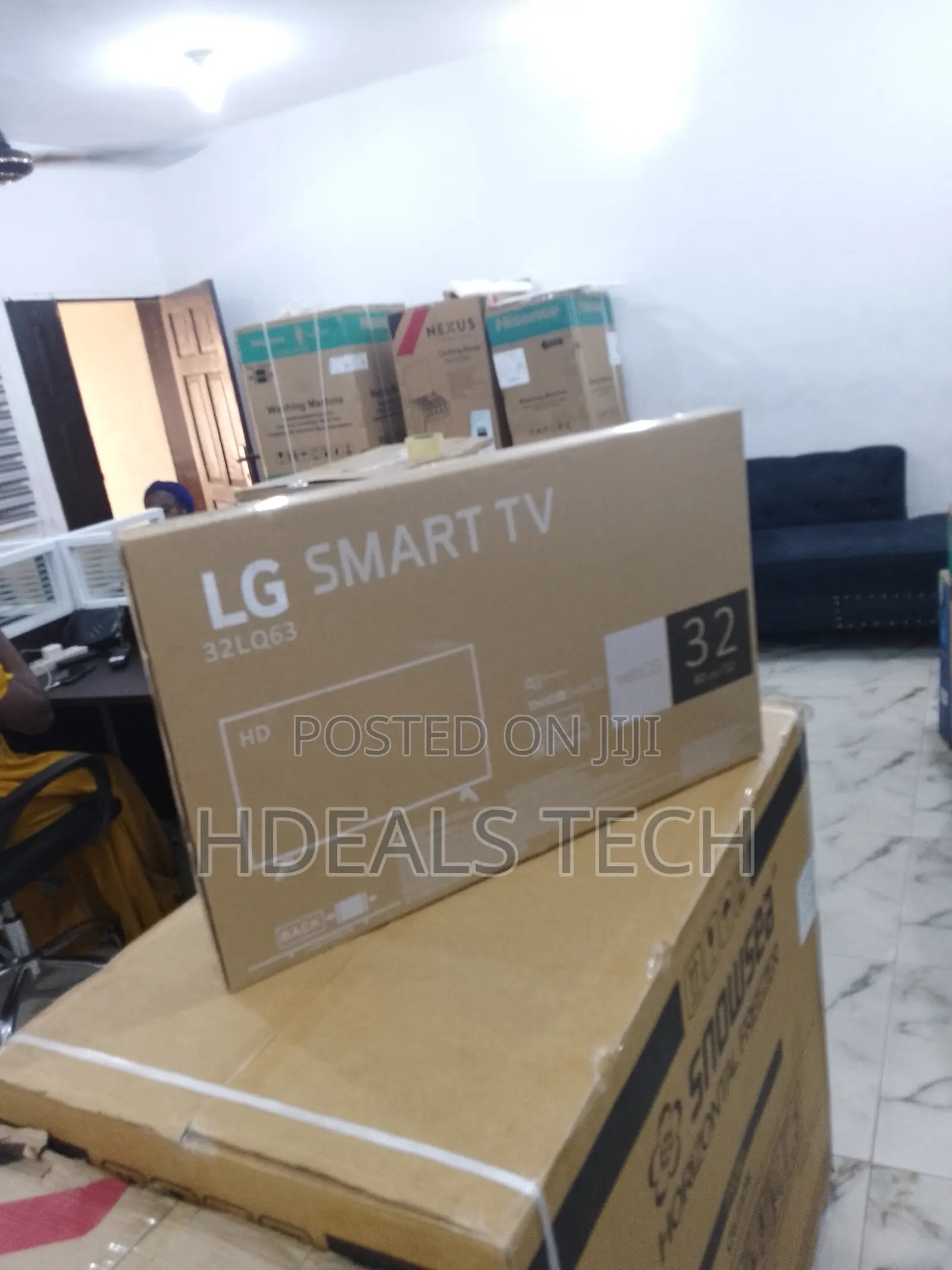 Standard 32 Inches LG Smart Television