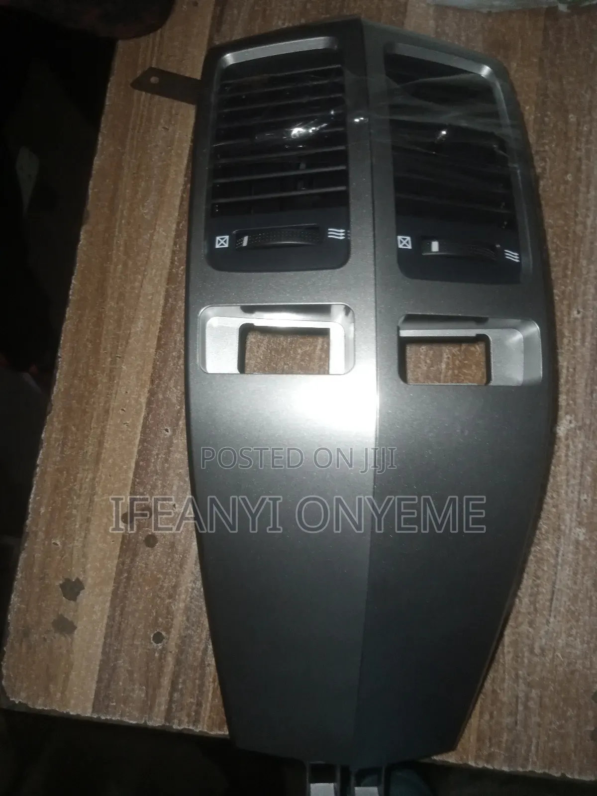 Center Vent for AC