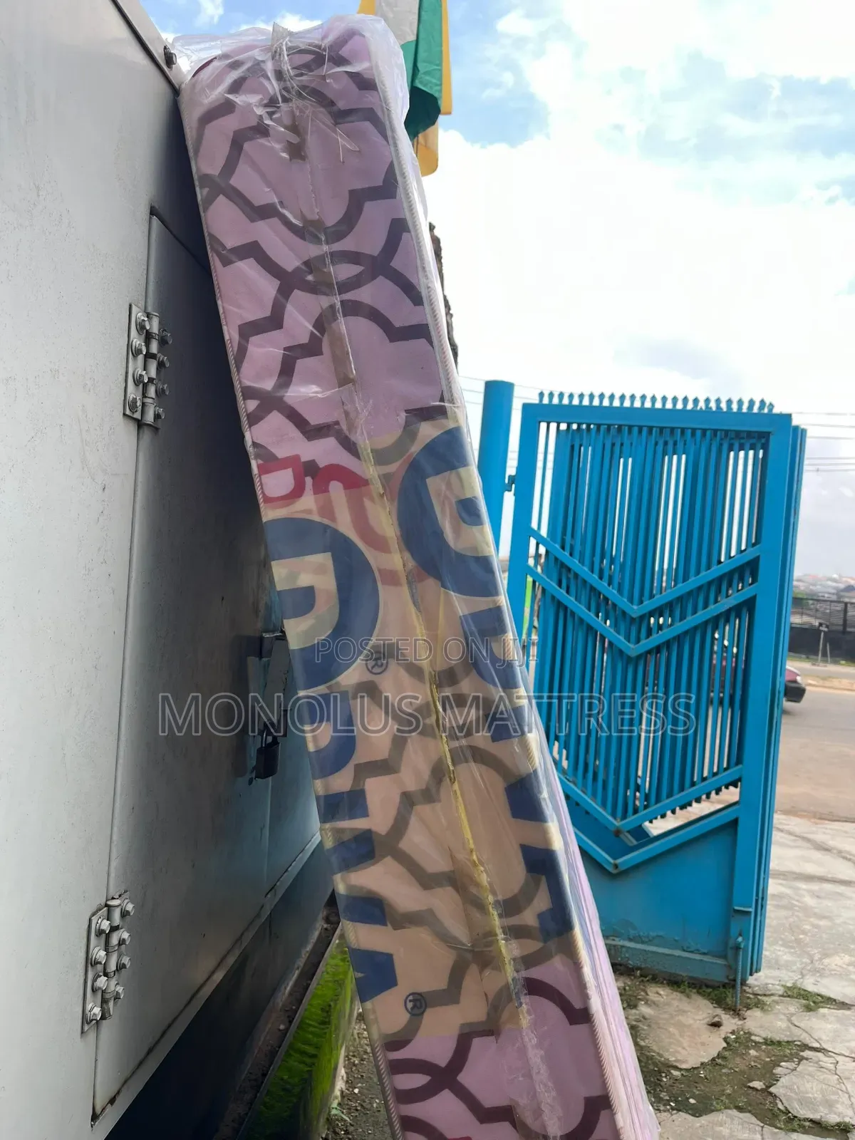 4 by 6 by 8 Unifoam Diva Mattress in Abeokuta