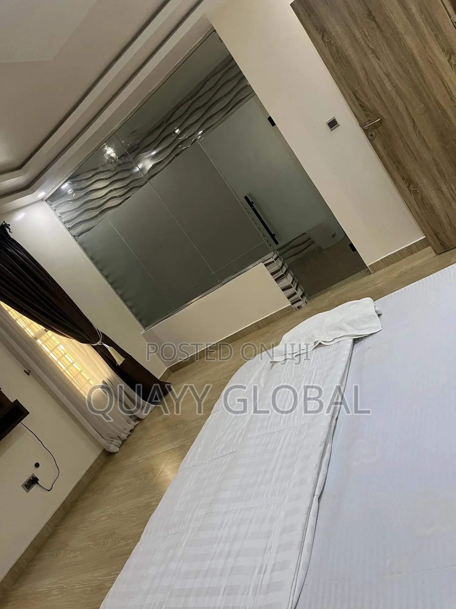 24/7 Light and Wi-Fi Apartment