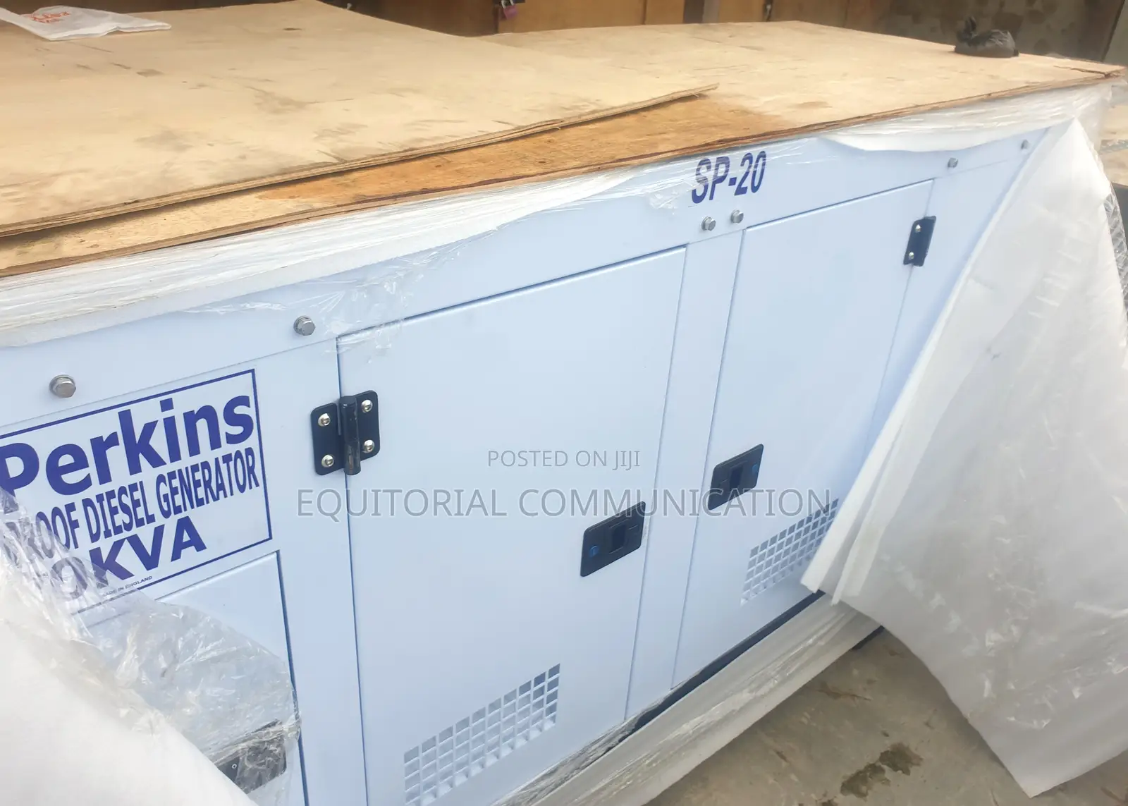 Perkins 20kva Soundproof Diesel Generator+Fuel Level Gauge
