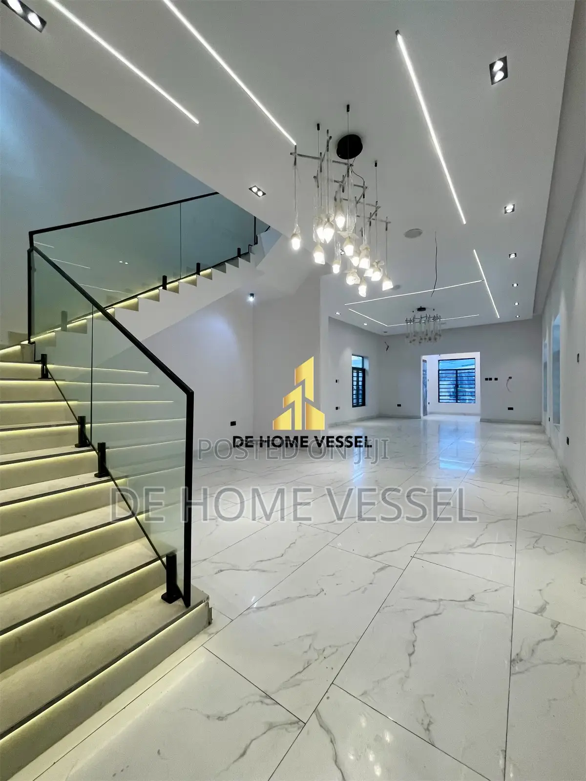 5bdrm Duplex in Lekki Phase 1 for sale