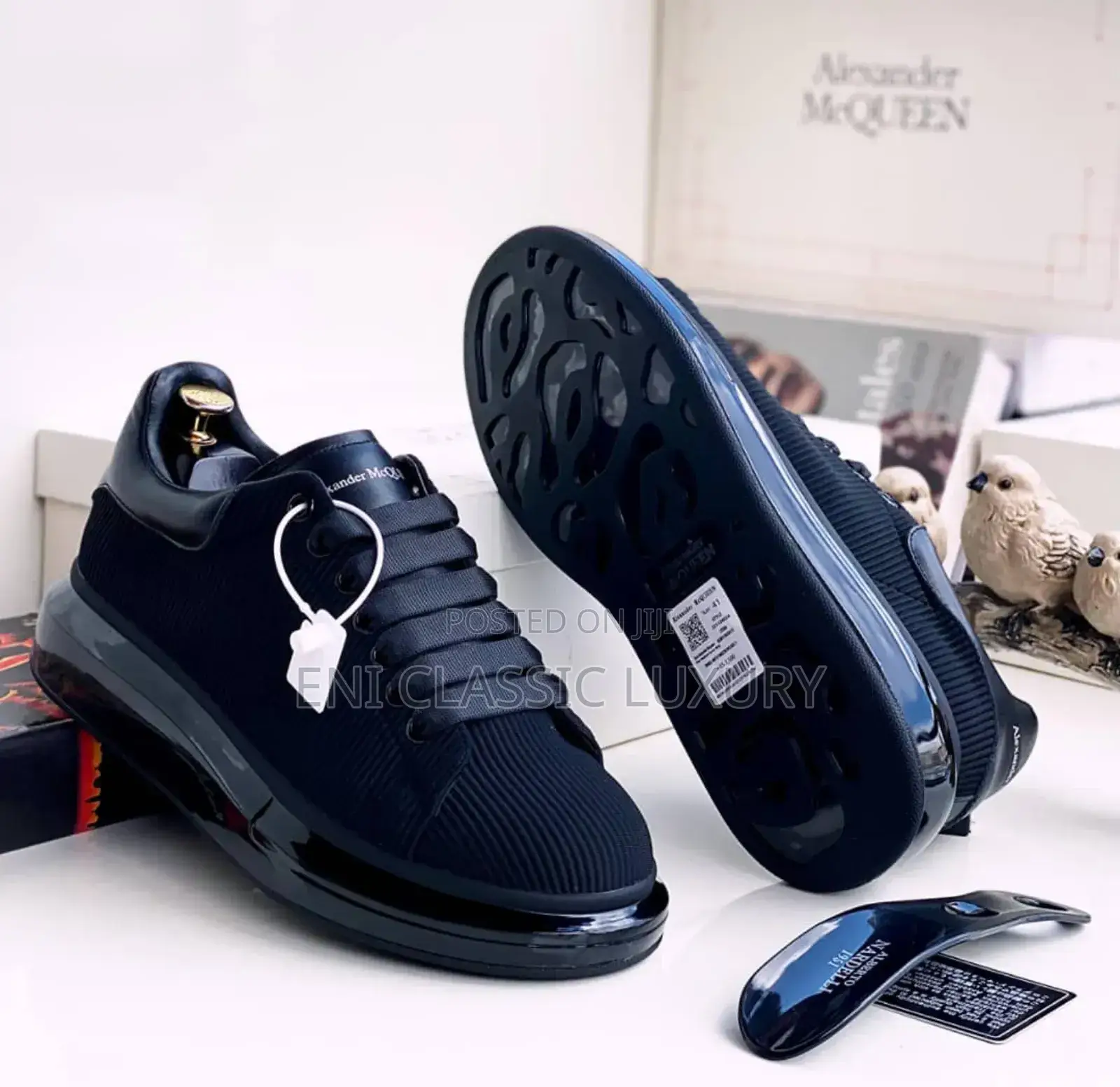 High Quality Luxury Men's Sneakers Available