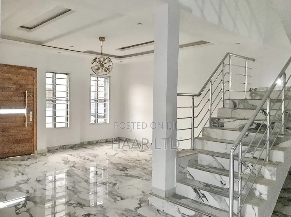 4bdrm Duplex in Ikate for rent
