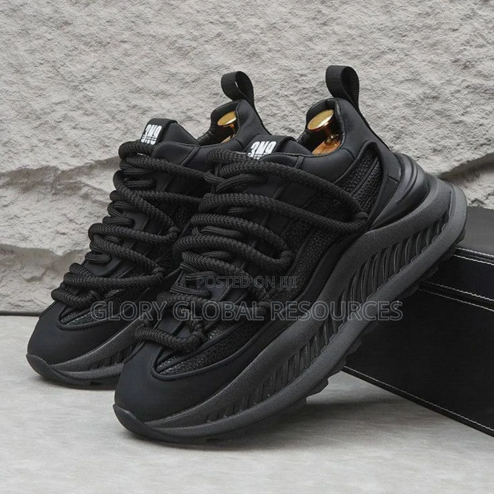Unisex Sneakers