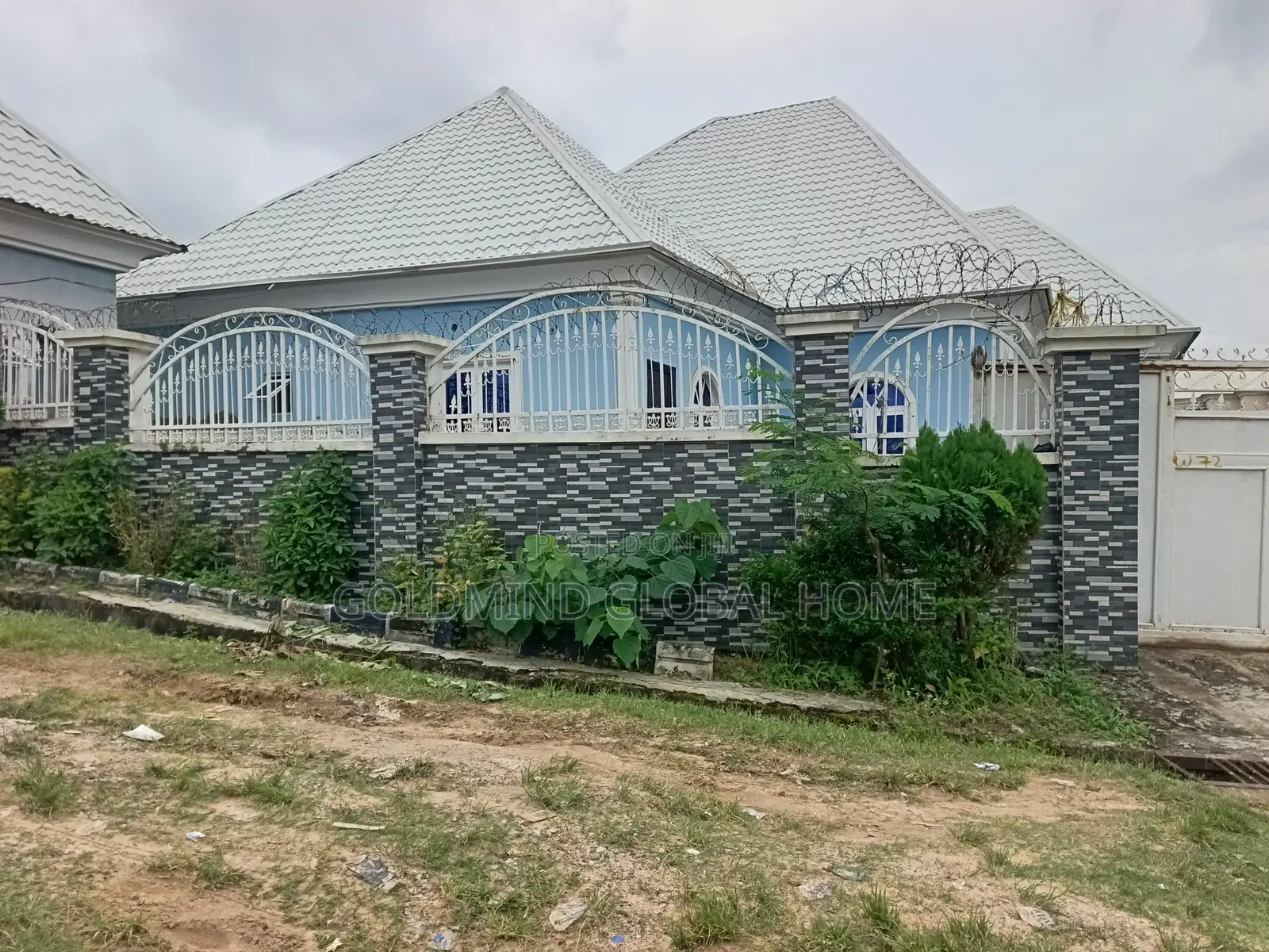 Furnished 3bdrm Bungalow in Goldmind Estate, Sabon Lugbe for sale