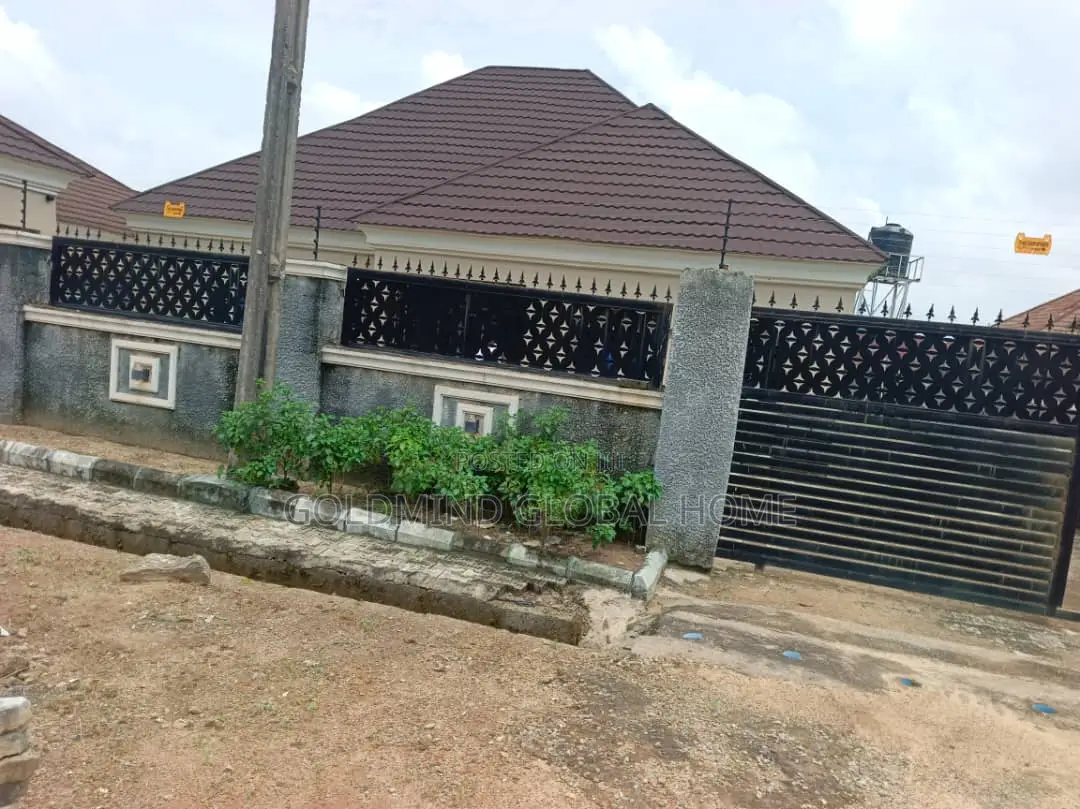 Furnished 3bdrm Bungalow in Goldmind Estate, Zone B for sale
