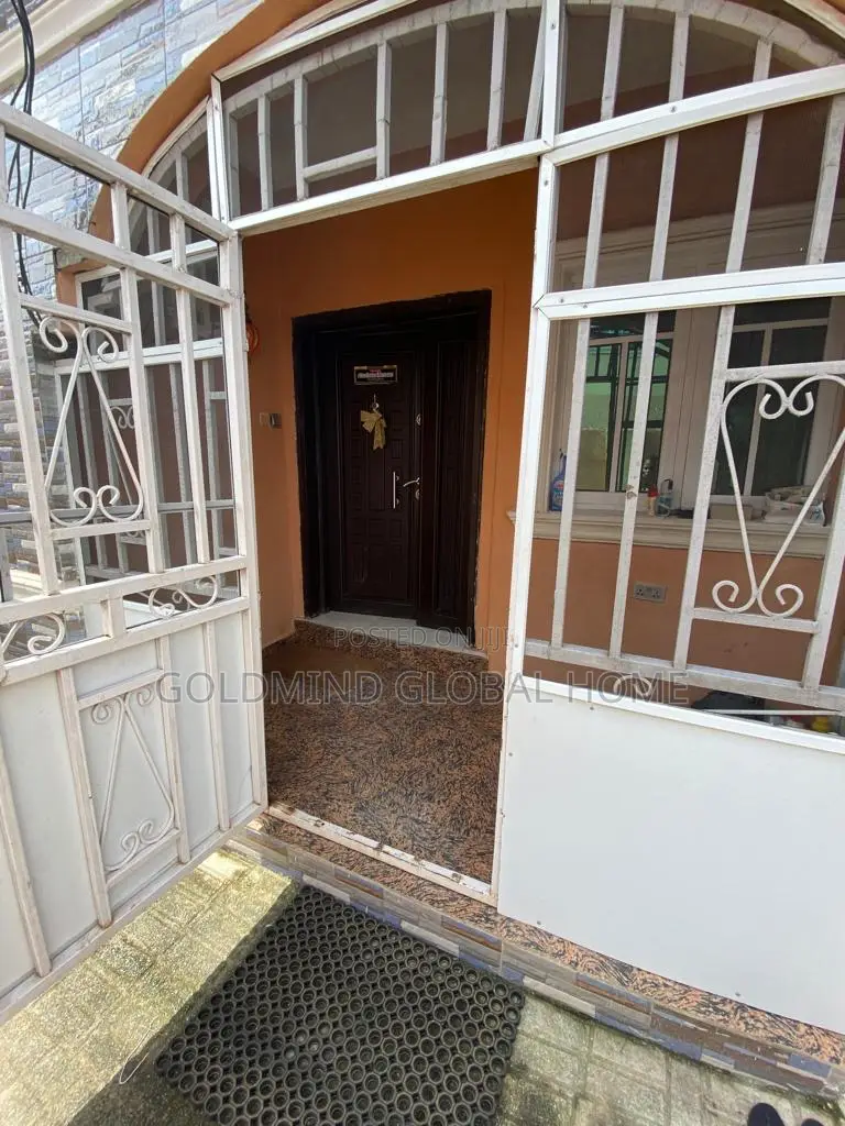 Furnished 3bdrm Bungalow in Goldmind Estate, Sabon Lugbe for sale