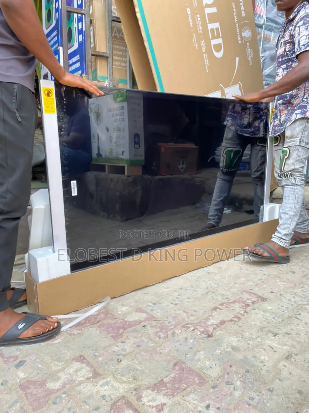 QLED Hisense 65inches Smart Television