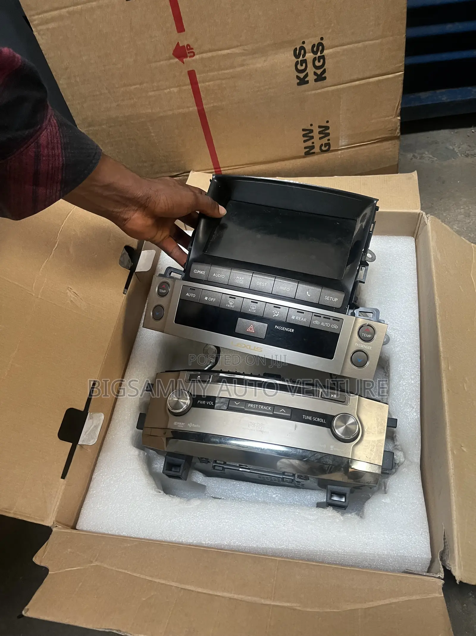 Lexus LX 570 2014 Radio/ Navigation Screen
