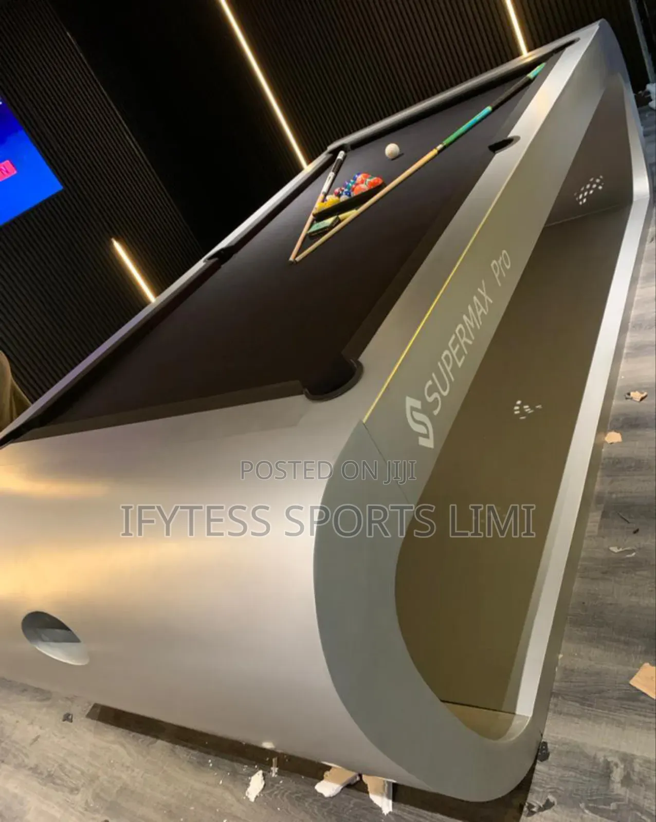 Best Quality Standard 8FT Snooker Table, With Accessories.