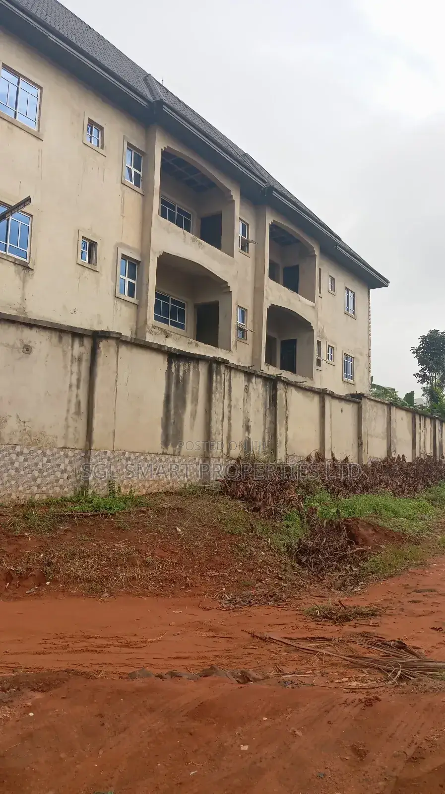 6 Flat of 3 Bedroom Apartment for Sale