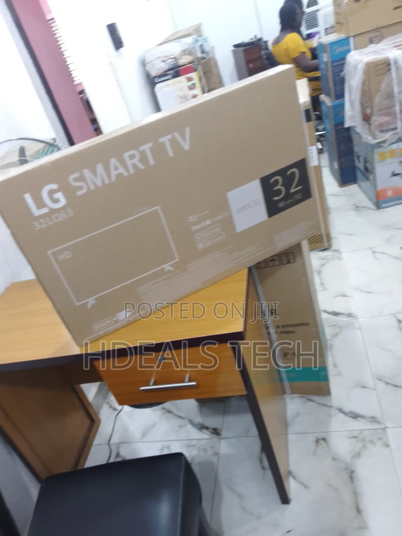 User-Friendly Smart TV - 32 Inches LG LED