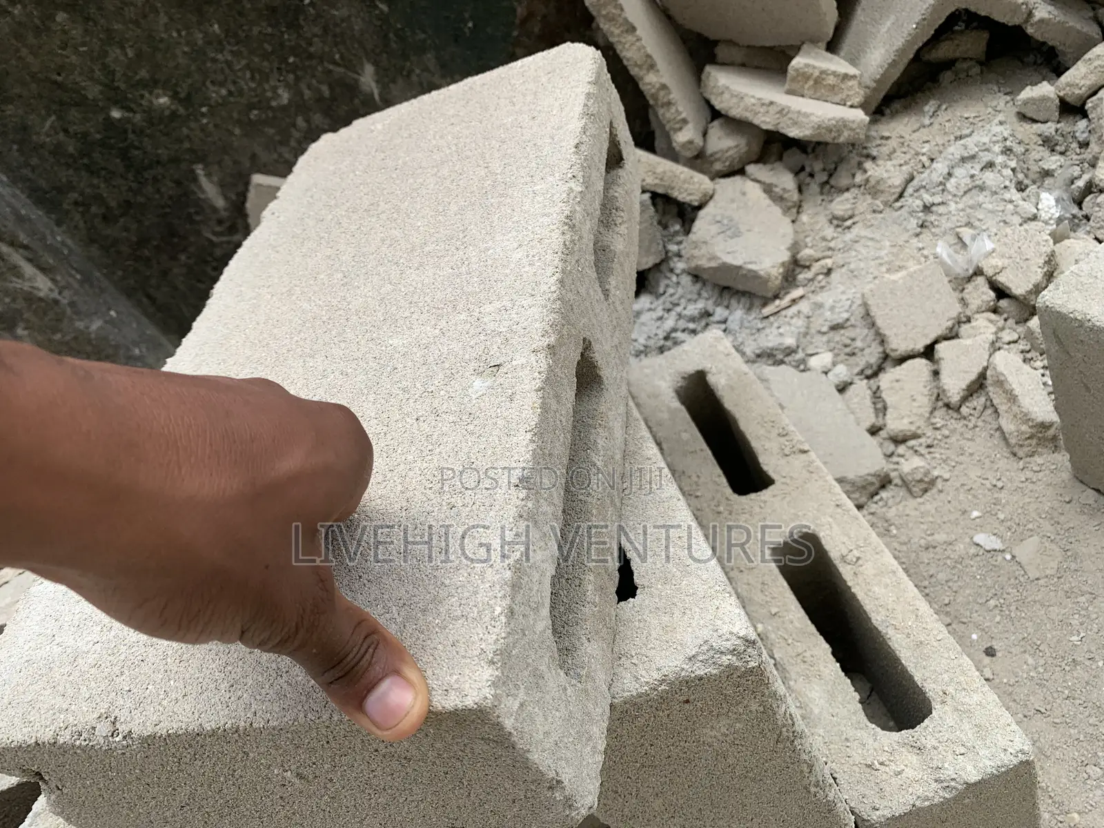 Strong Vibrated Blocks(Stonedust/Ordinary) 9”,6”,4”