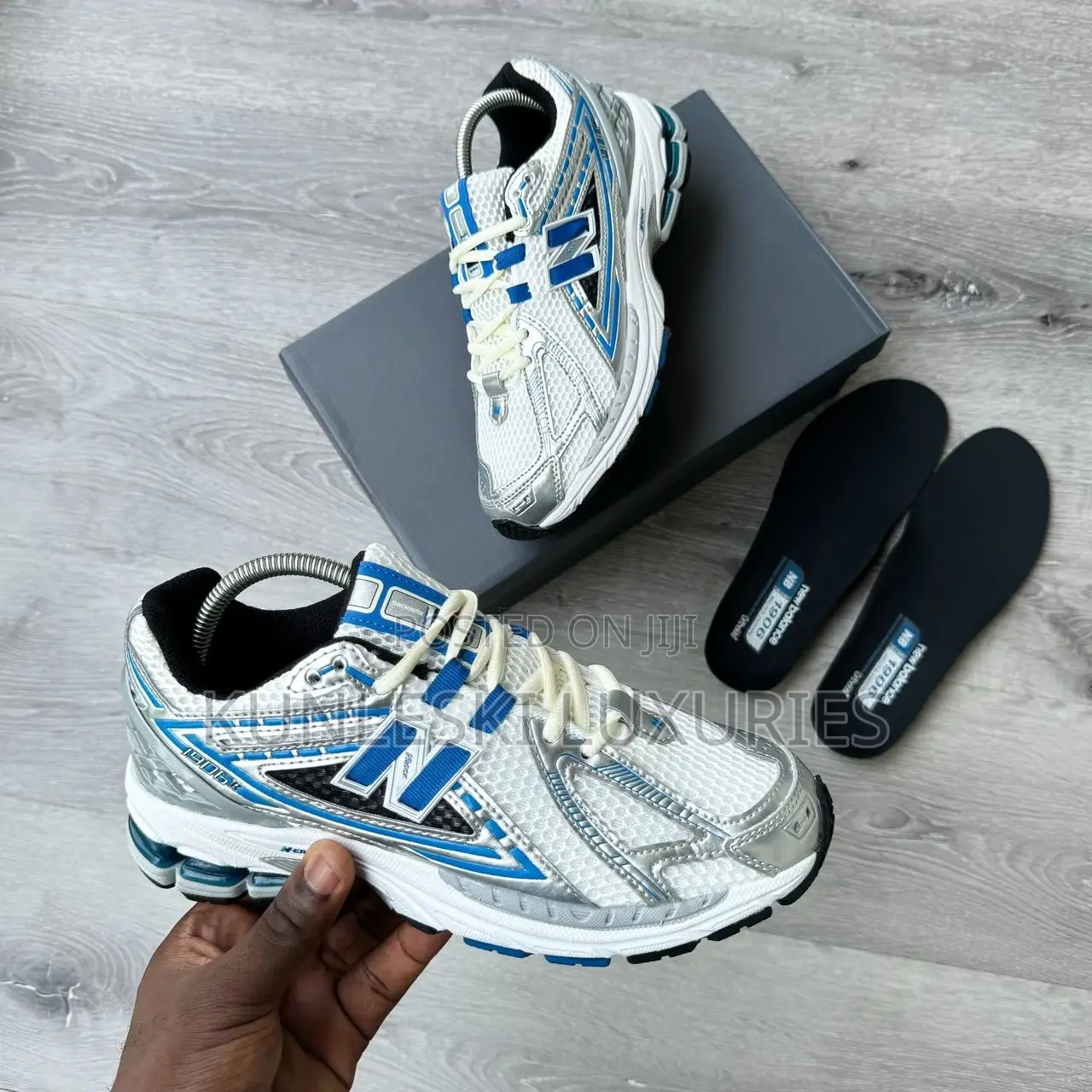 Original New Balance 1906R Metallic Sneakers in Two Colors