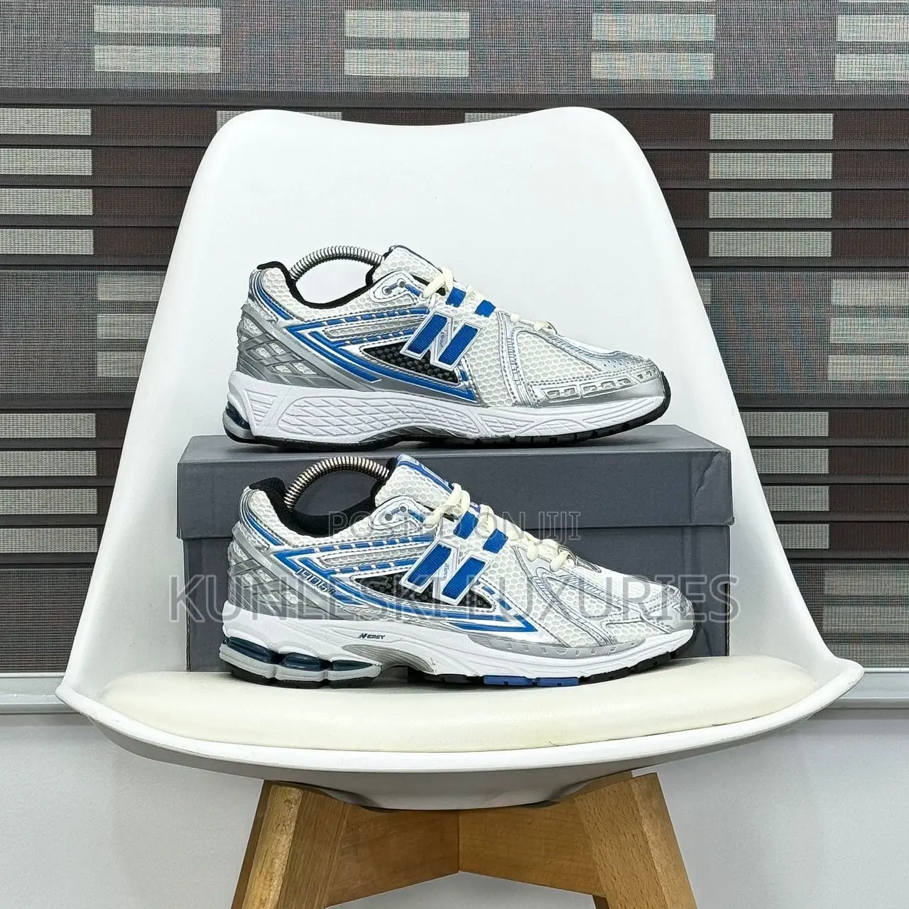 Original New Balance 1906R Metallic Sneakers in Two Colors