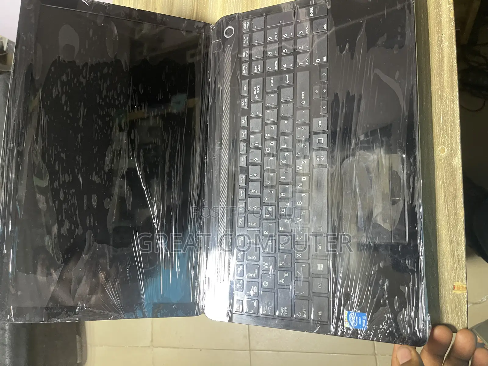 New Laptop Toshiba Satellite C55 4GB Intel Core I5 HDD 320GB