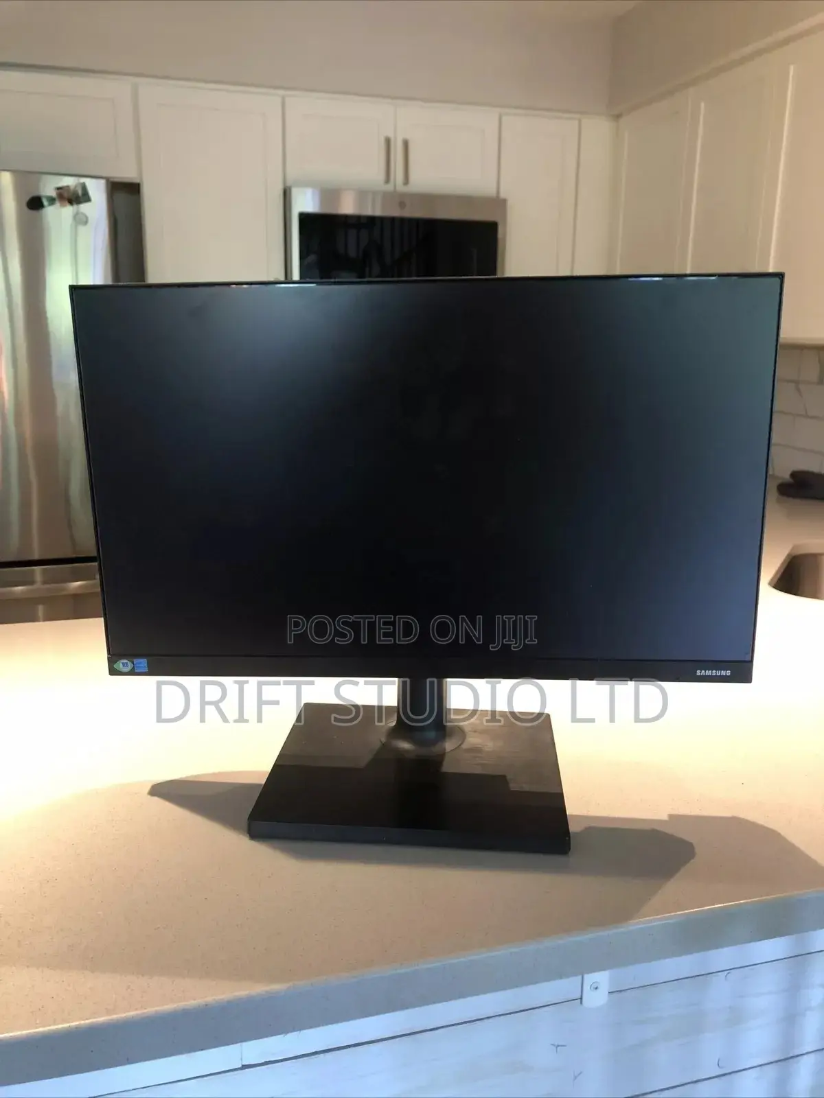Samsung F22 Frameless FHD Monitor