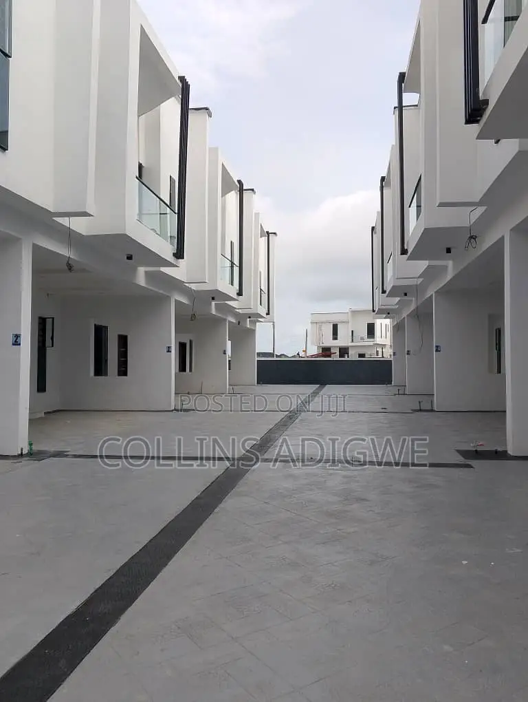 4bdrm Duplex in Royal Pine Estate for sale