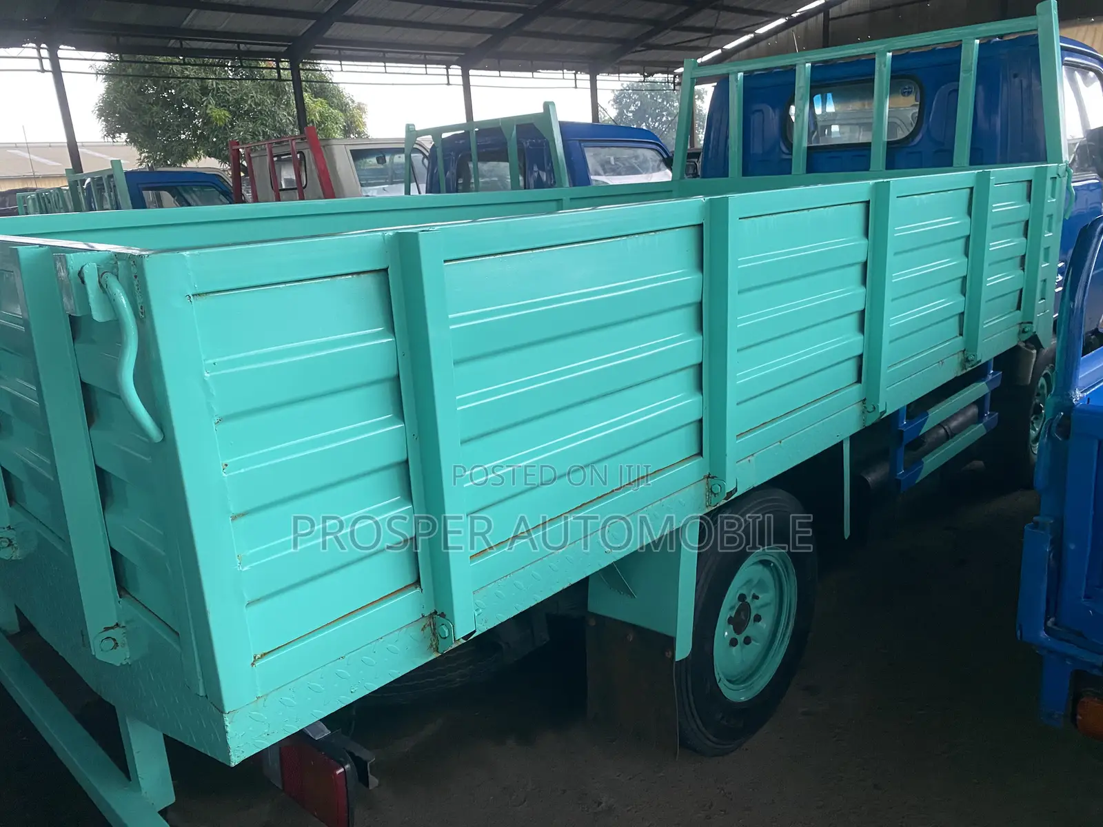 Nissan Cabstar Four Tyres Green
