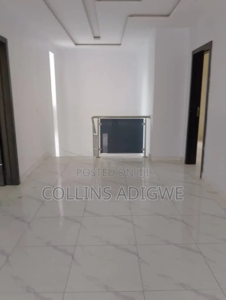 4bdrm Duplex in Orchid Road. Lekki, Chevron for sale