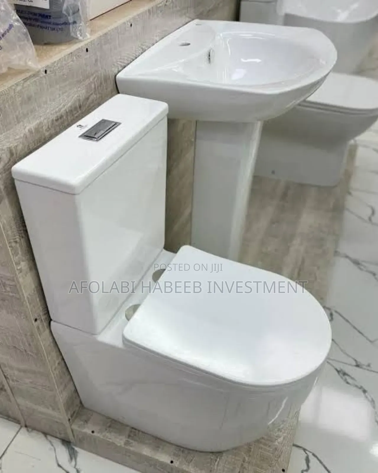 Complete Set of Water Closet