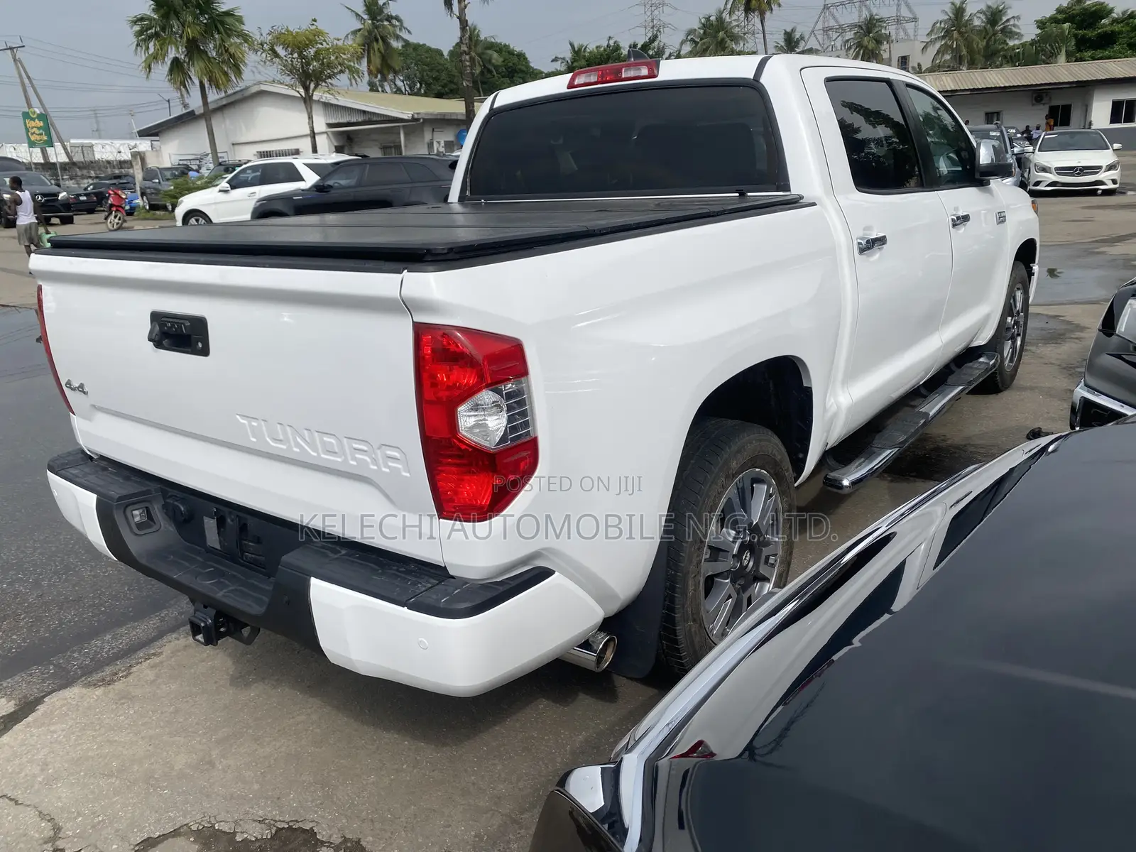 Toyota Tundra 2020 White