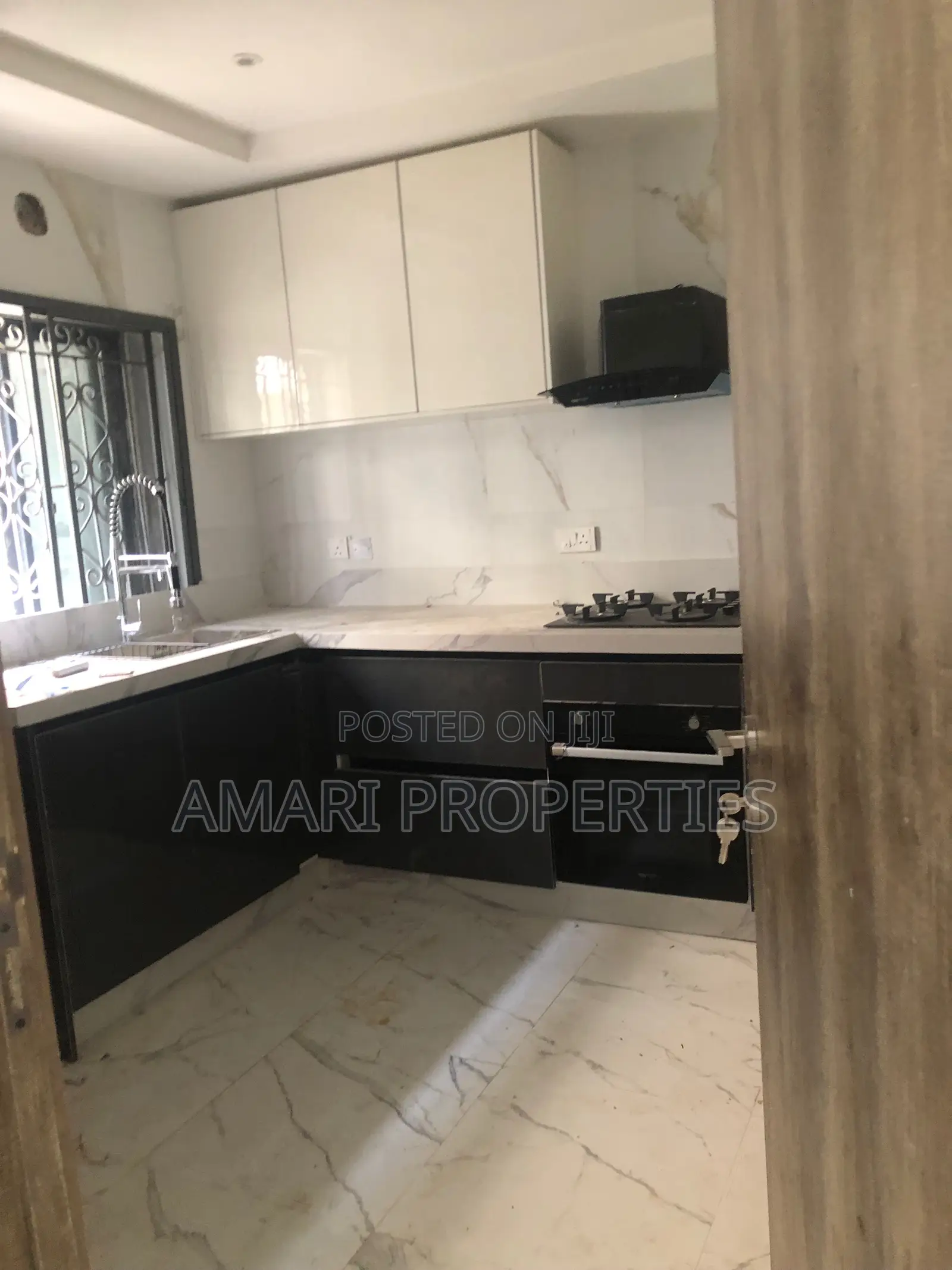 3bdrm Duplex in Fara Park, Ajah for rent