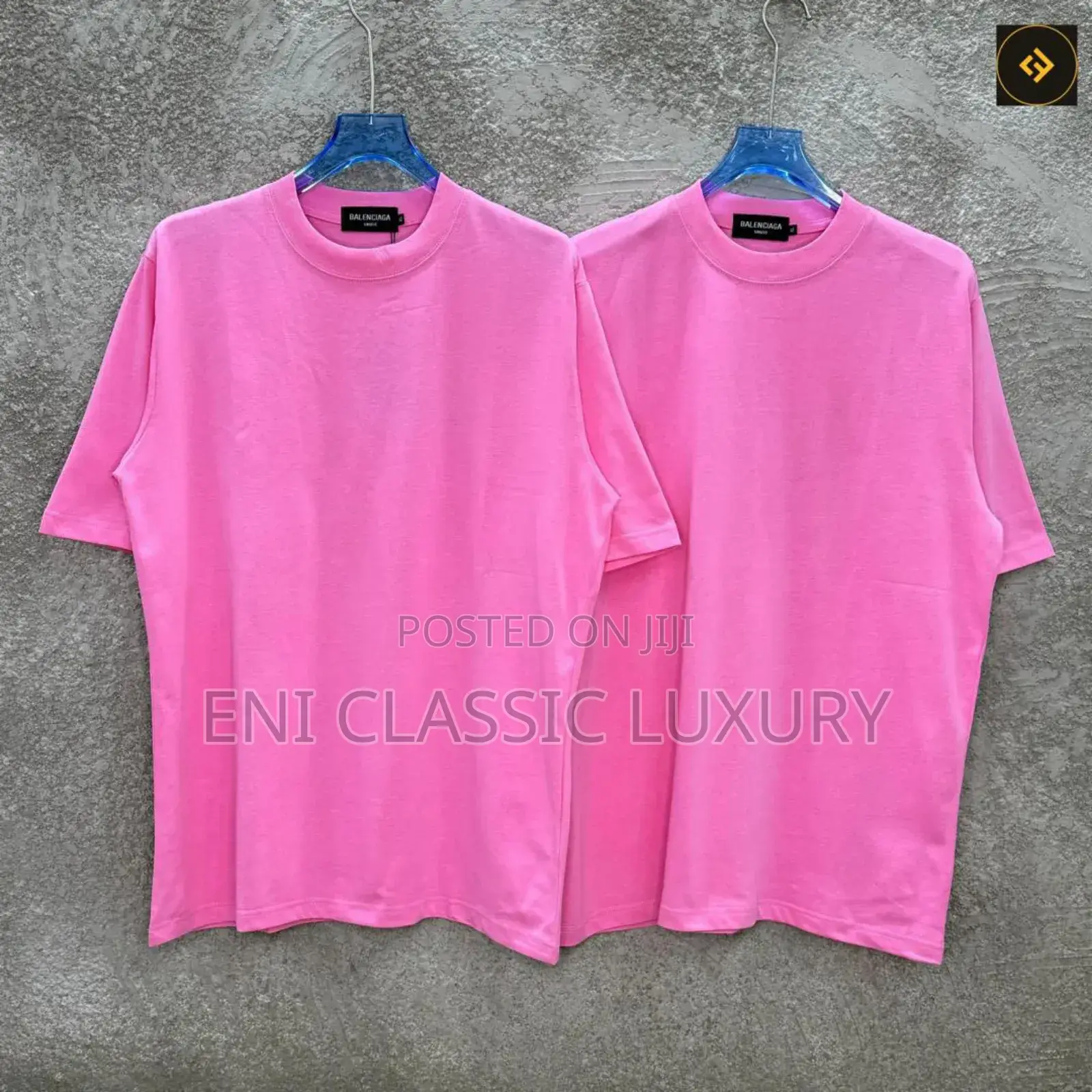 New Trend Luxury Plain Round Neck Best Quality Available