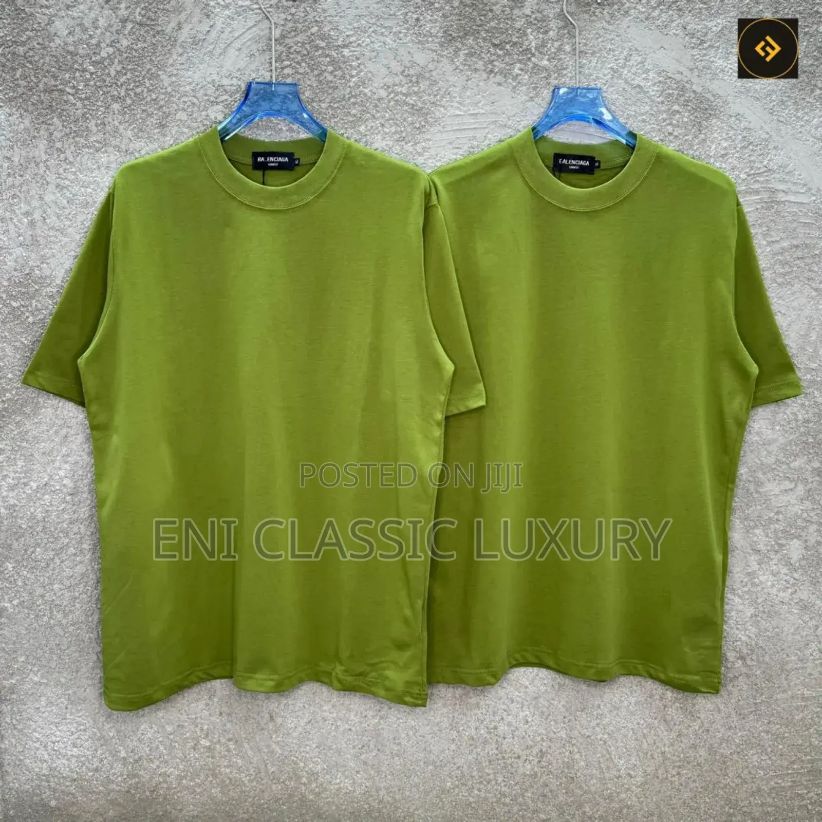 New Trend Luxury Plain Round Neck Best Quality Available