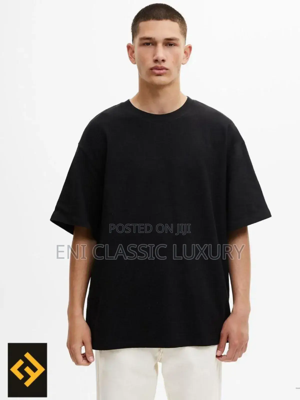 New Trend Luxury Plain Round Neck Best Quality Available