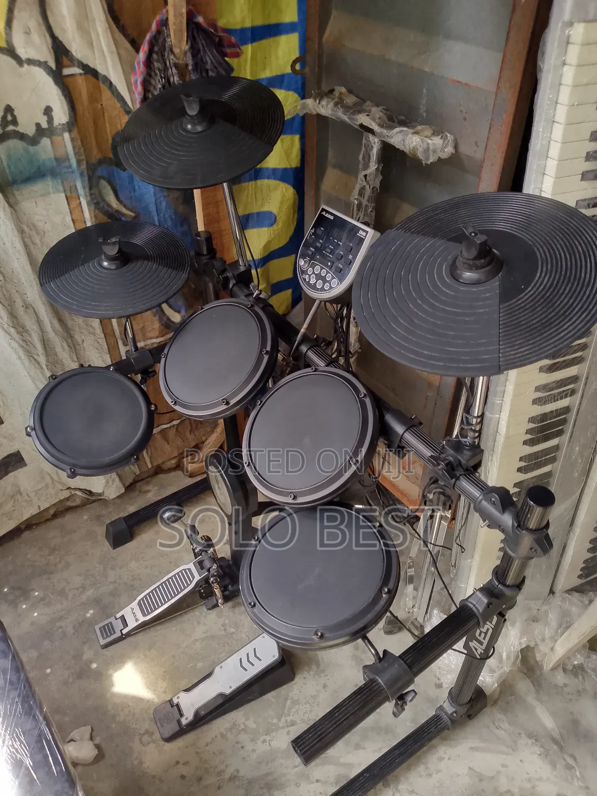 5 Set Alesis Electric Drum Set.