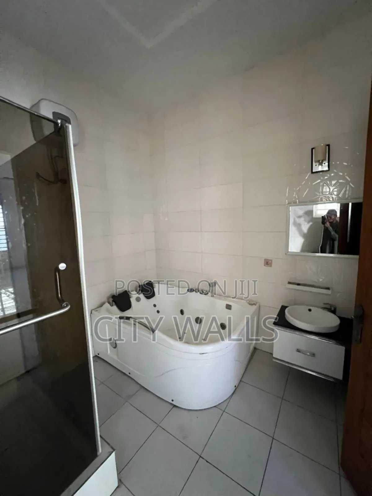 1bdrm Shared Apartment in Chevy View Estate, Chevron for rent