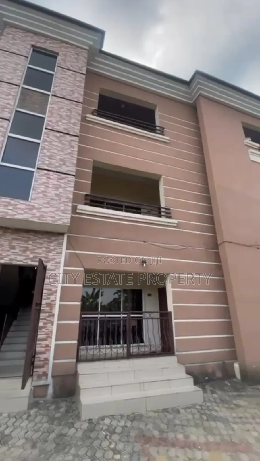 Furnished 12bdrm Block of Flats in Psychiatric Road, Port-Harcourt