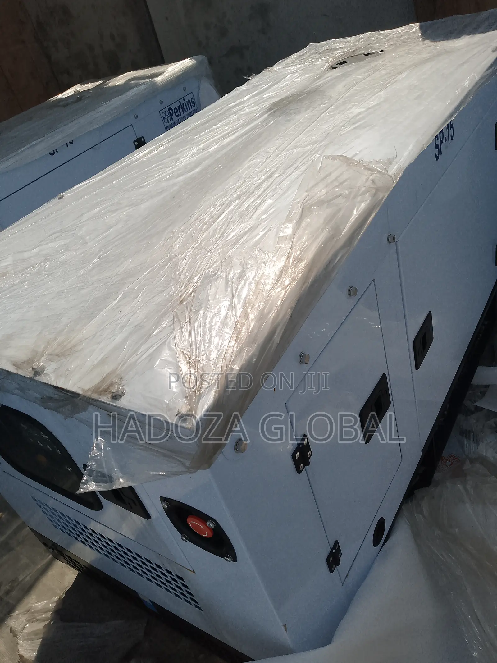 Selling 15kva Perkins Soundproof Generator( Available+ Sound