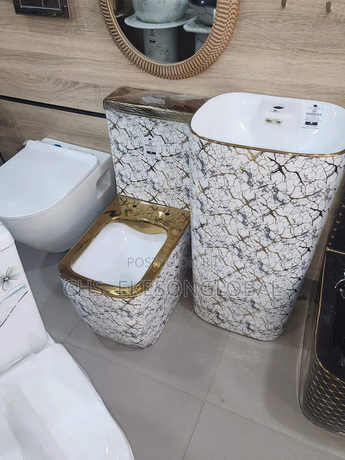 Executive Master Wc Together With Freestanding W_ Hand Basin