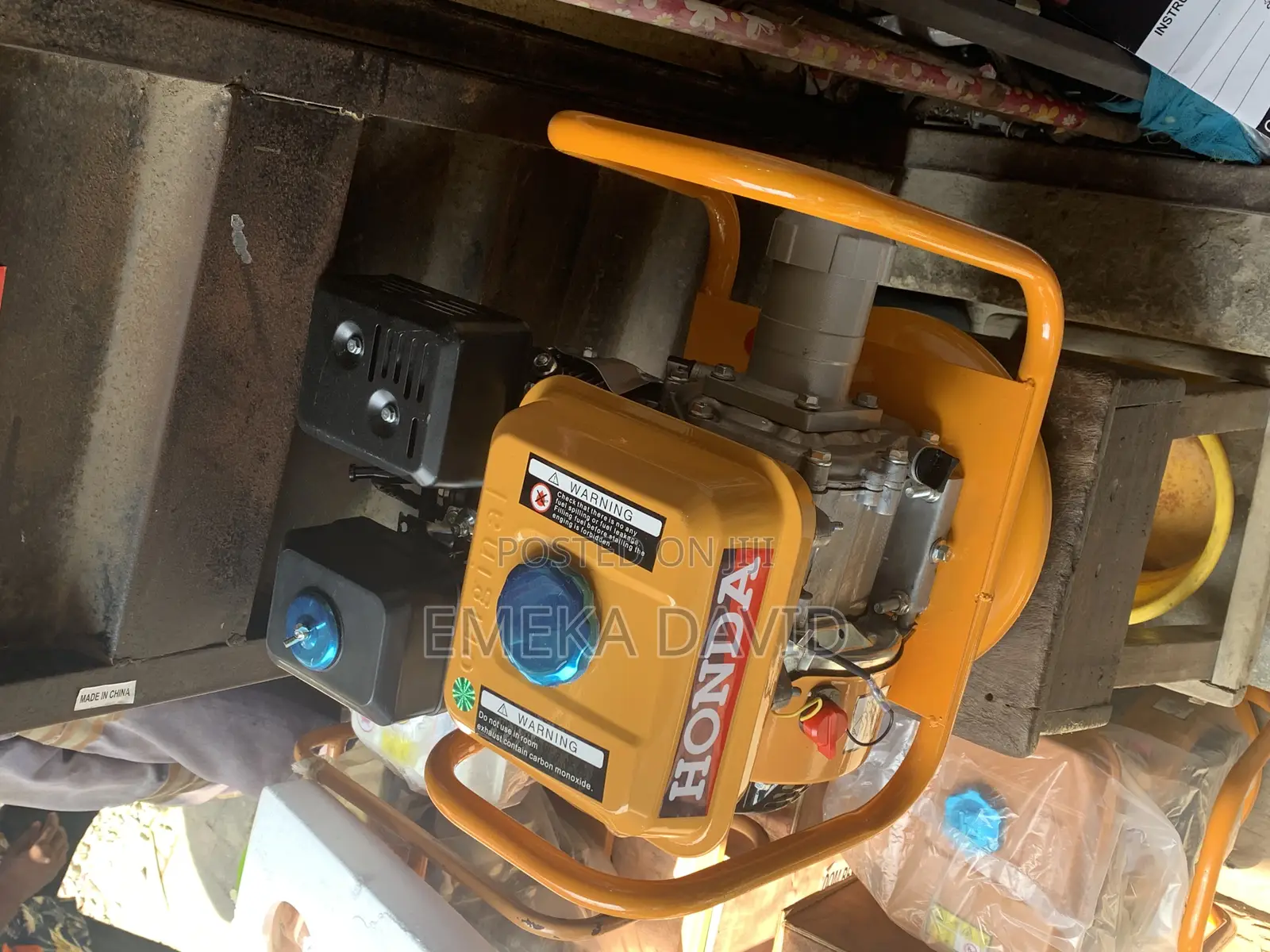 Honda Poker/Vibrator Concrete Machine 6.5hp