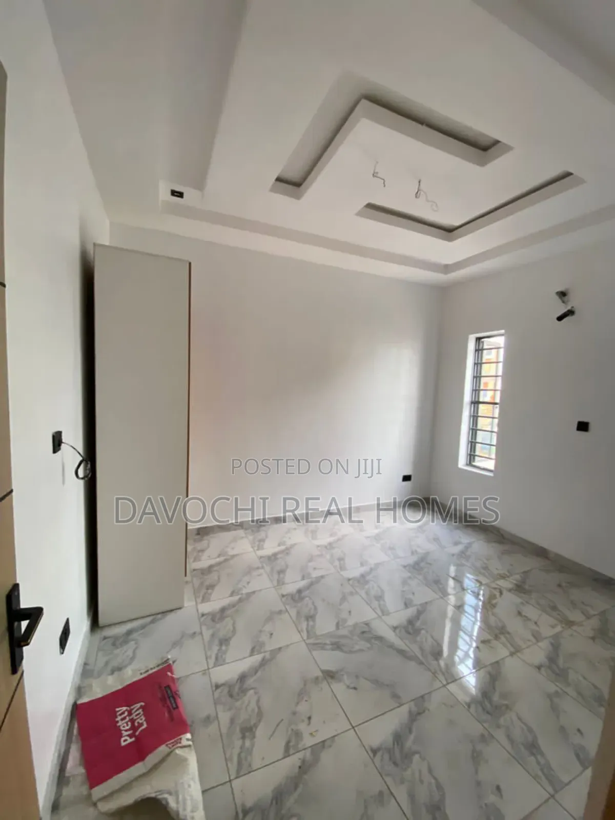 2bdrm Apartment in Ikate Lekki for rent