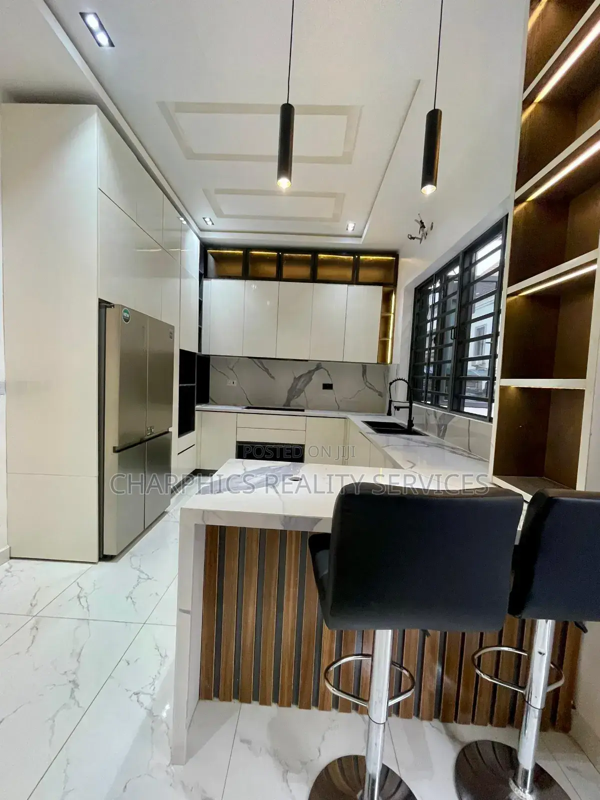 4bdrm Duplex in Lekki for sale