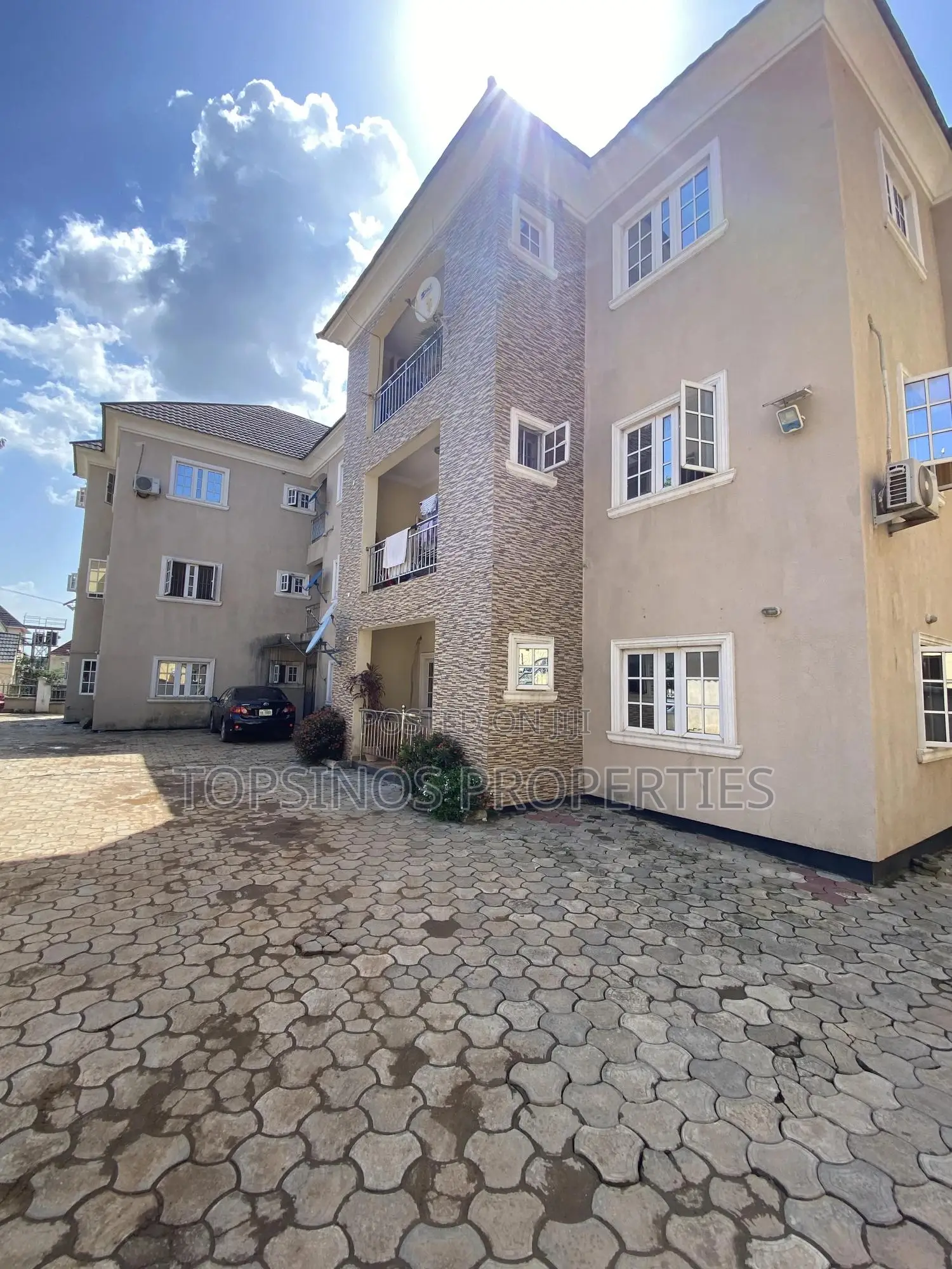 3bdrm Block of Flats in Dawaki for rent