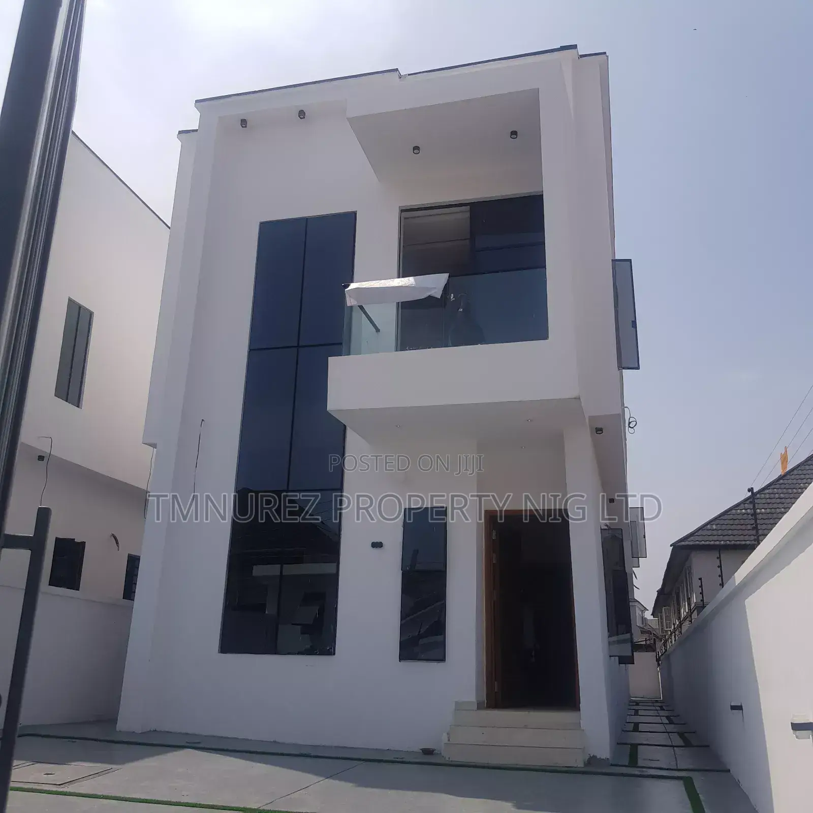 5bdrm Duplex in Osapa London, Lekki for sale