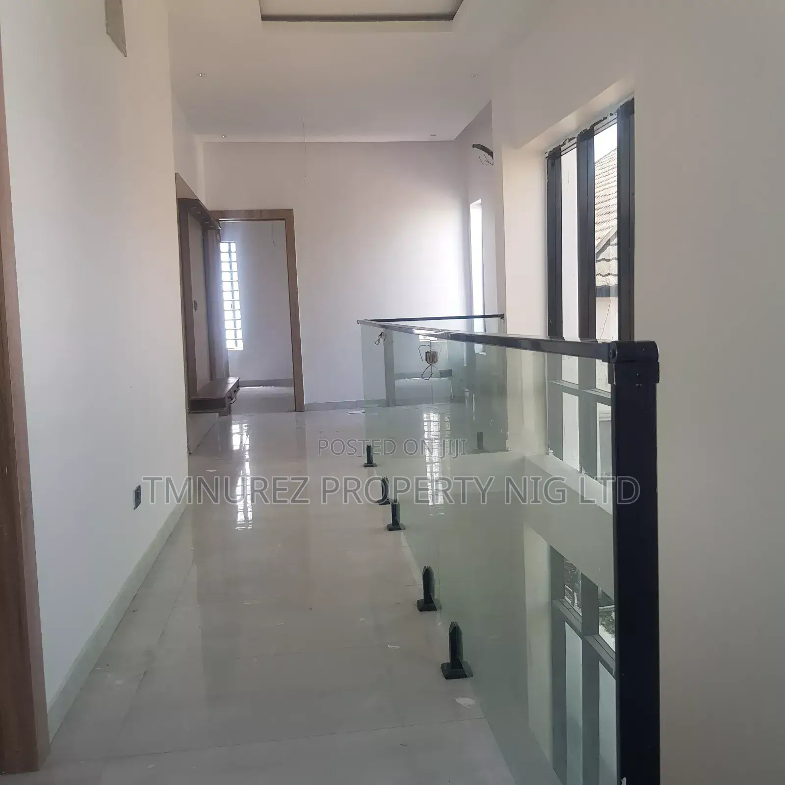 5bdrm Duplex in Osapa London, Lekki for sale