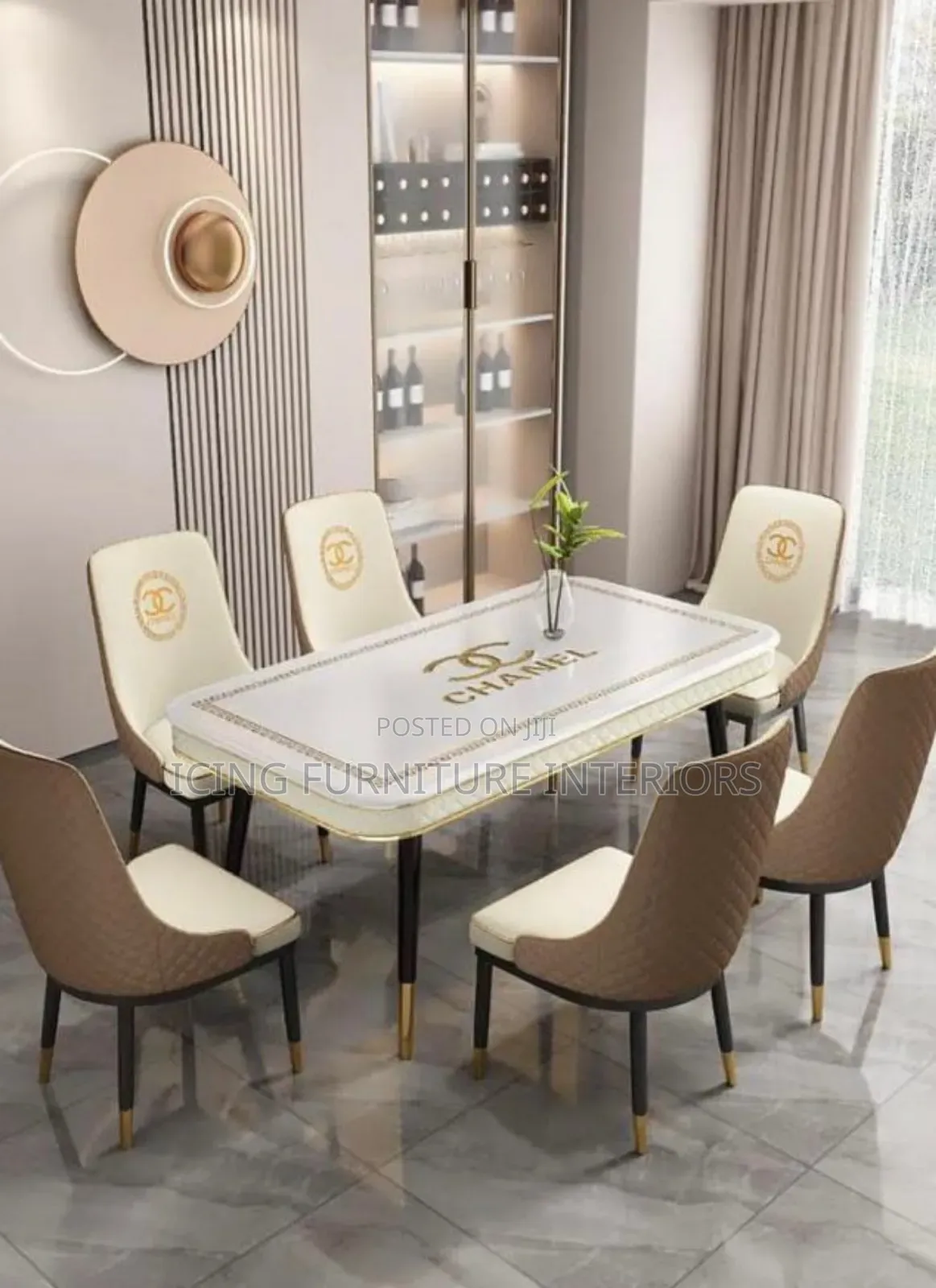 Top Quality Dining Table With Chairs