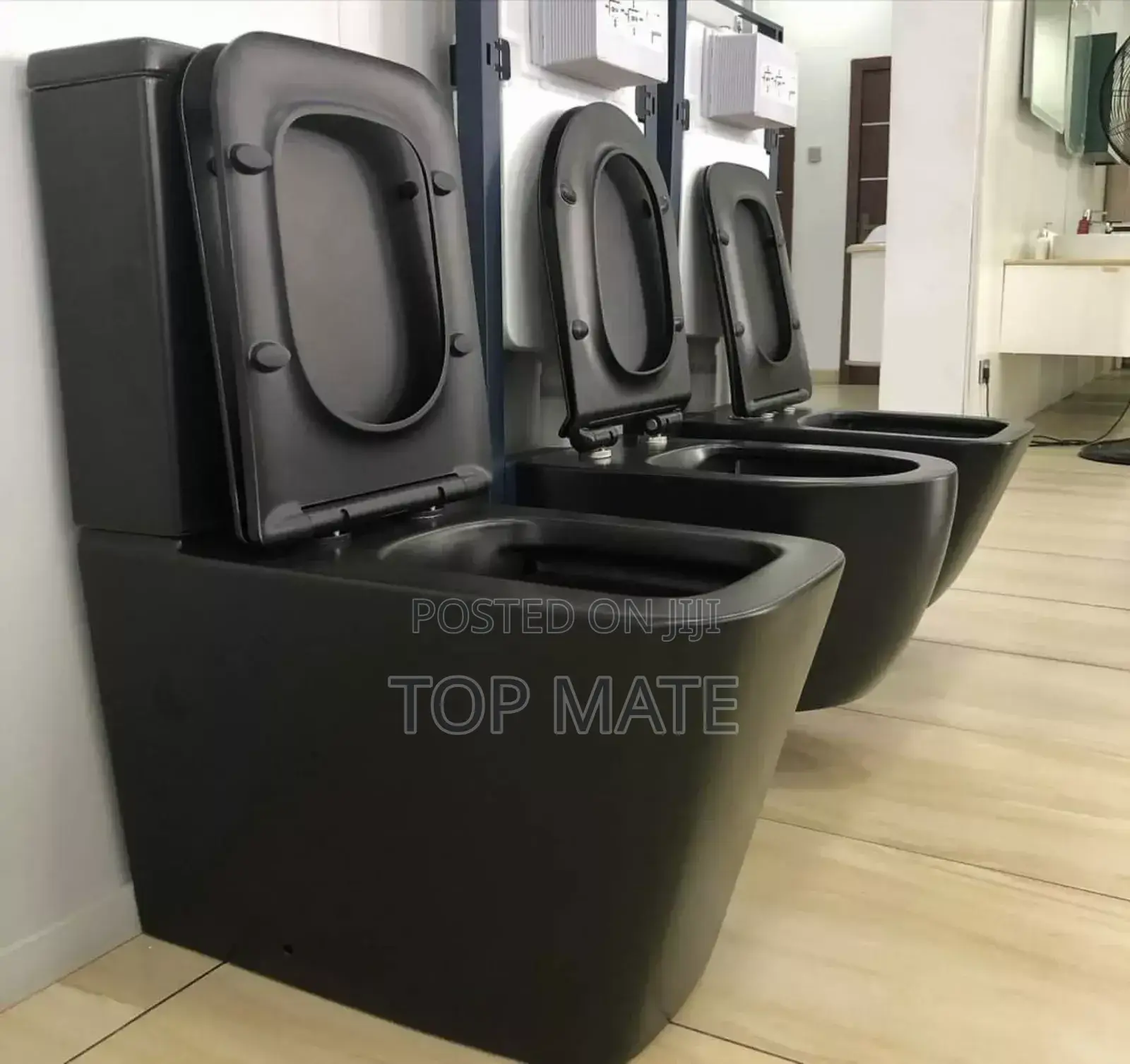 England Executive Black Wc