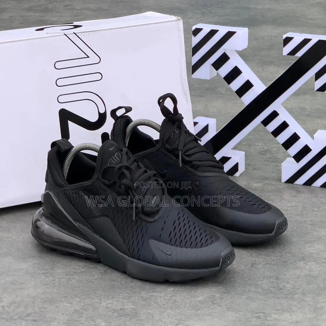 Nike Airmax 270 Triple Black Sneakers