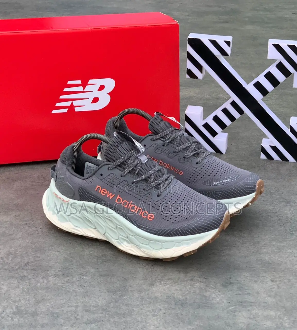 New Balance Fresh Foam More Trail V3 Interstellar Sneakers